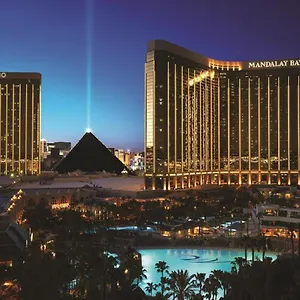 Hotel Mandalay Bay And Casino By Suiteness, Las Vegas